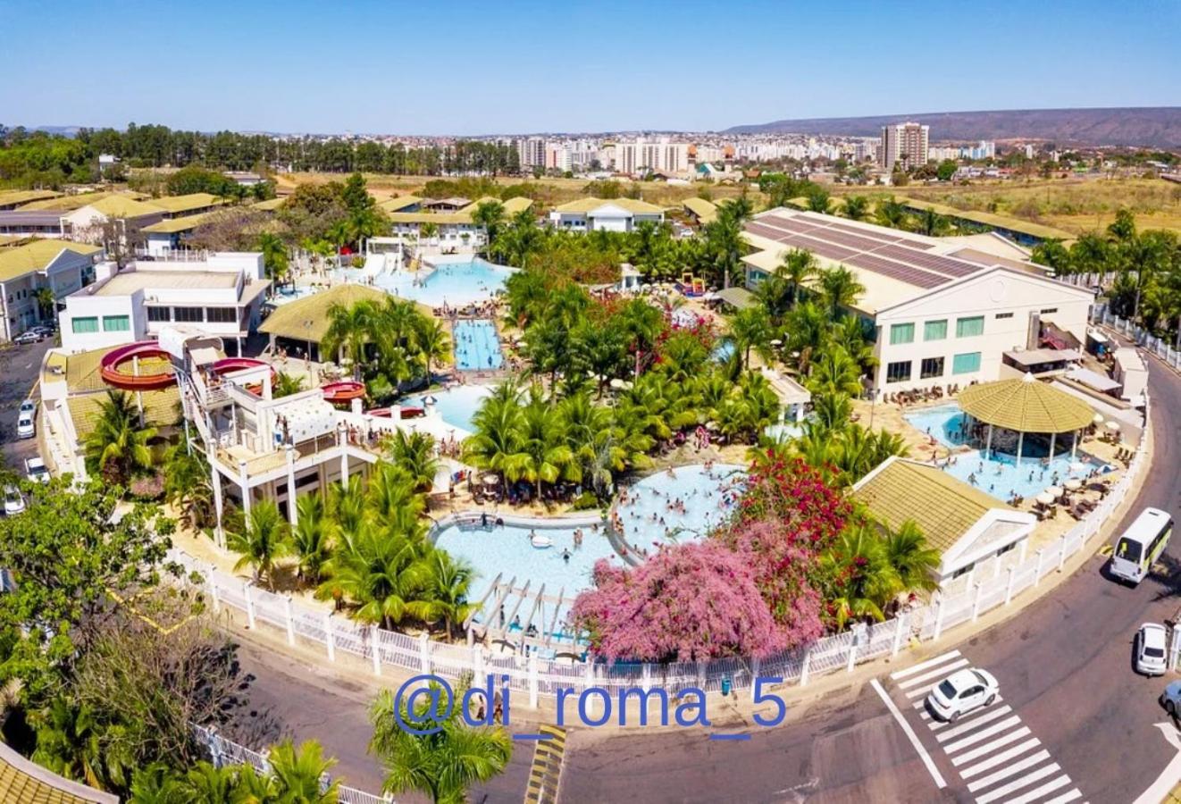 Apto Completo Com Parque Aquatico 24 Horas Lacqua Diroma Caldas Novas Exterior foto