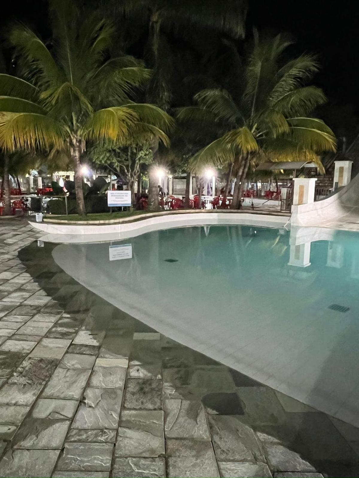 Apto Completo Com Parque Aquatico 24 Horas Lacqua Diroma Caldas Novas Exterior foto